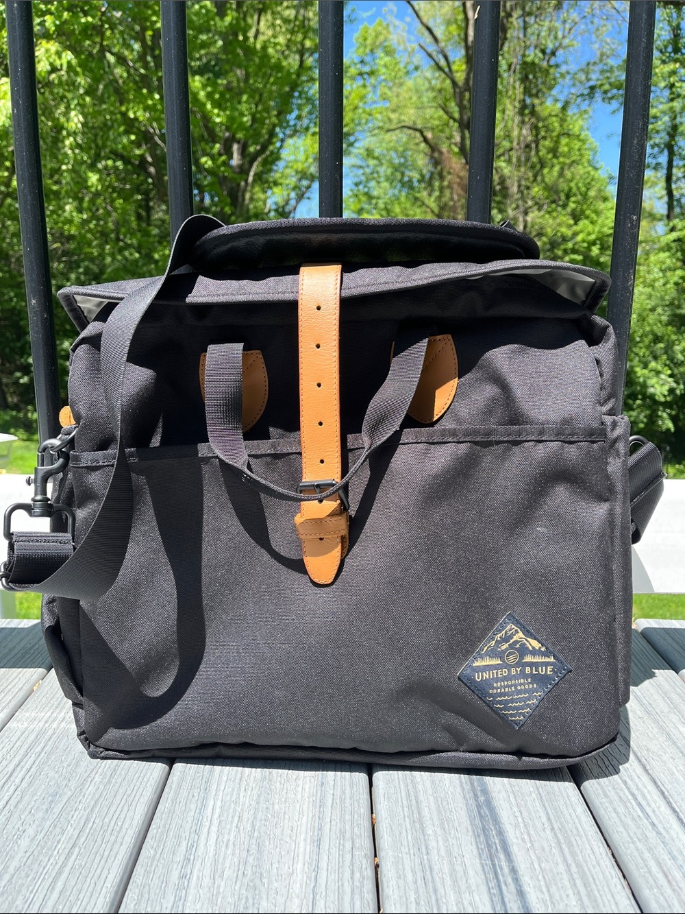 UBB Crossbody Laptop Bag